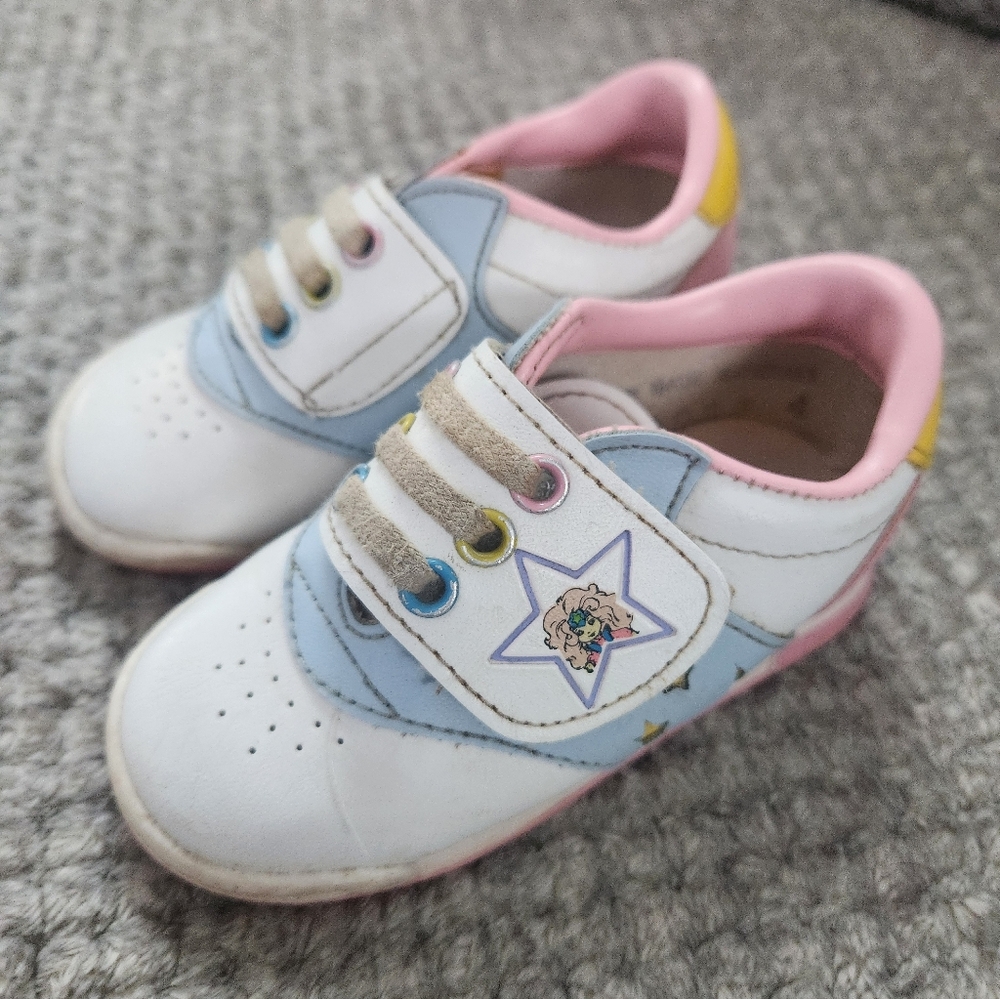 Vintage Childrens Shoes Moon Dreamers Velcro Sneaker